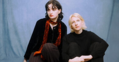 “Working from intuition led us to this sound” – An Interview with Saint Sappho