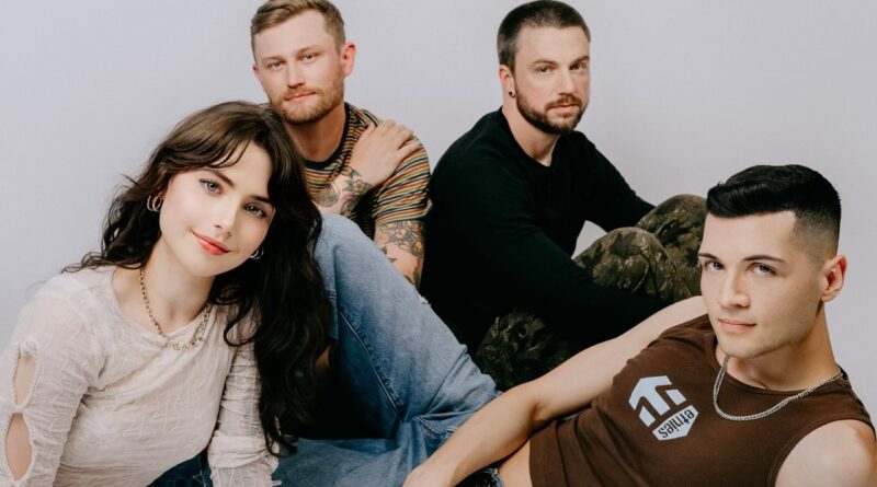 “We were just trying to figure out how the band dynamics were going to work” – An Interview with waltzerr